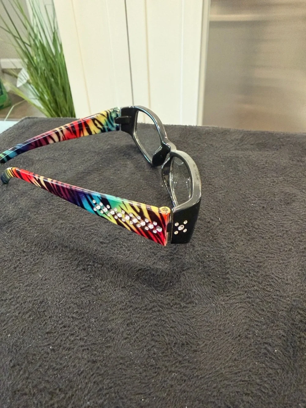 Source Unknown Purple Glitter Kids Sunglasses